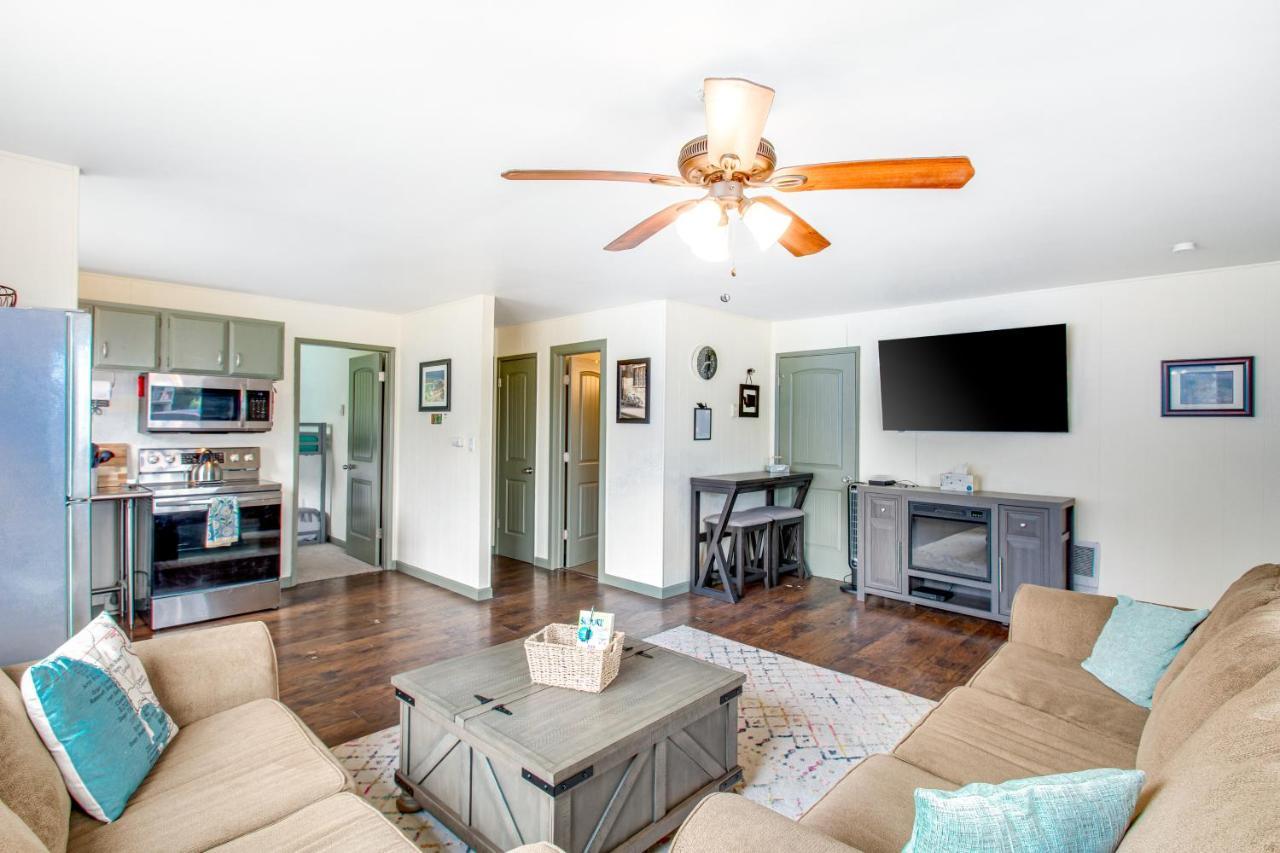 Ocean Breeze & Clam Pad Apartment Ocean Shores Bagian luar foto