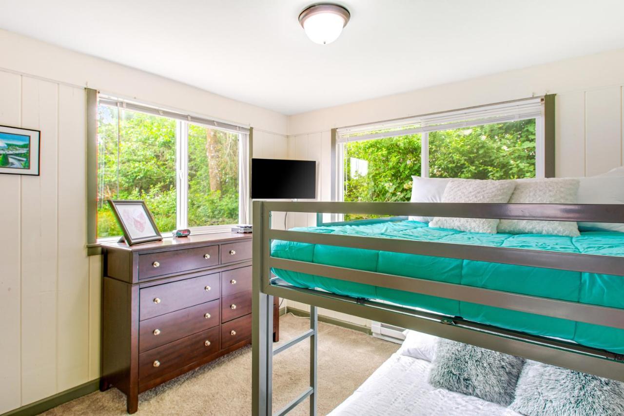 Ocean Breeze & Clam Pad Apartment Ocean Shores Bagian luar foto